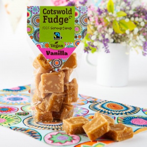 Cotswold Vegan Vanilla Fudge (Fairtrade) 150g