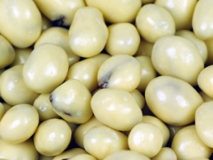 White Chocolate Covered Raisins