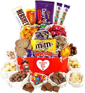 Sweets and clearance chocolate hamper